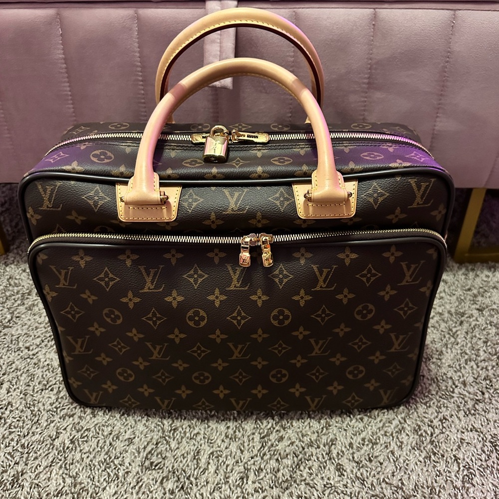 Louis Vuitton Icare Bag